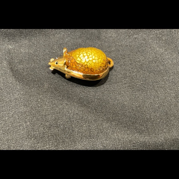 RARE RETIRED ST JOHN BROOCH